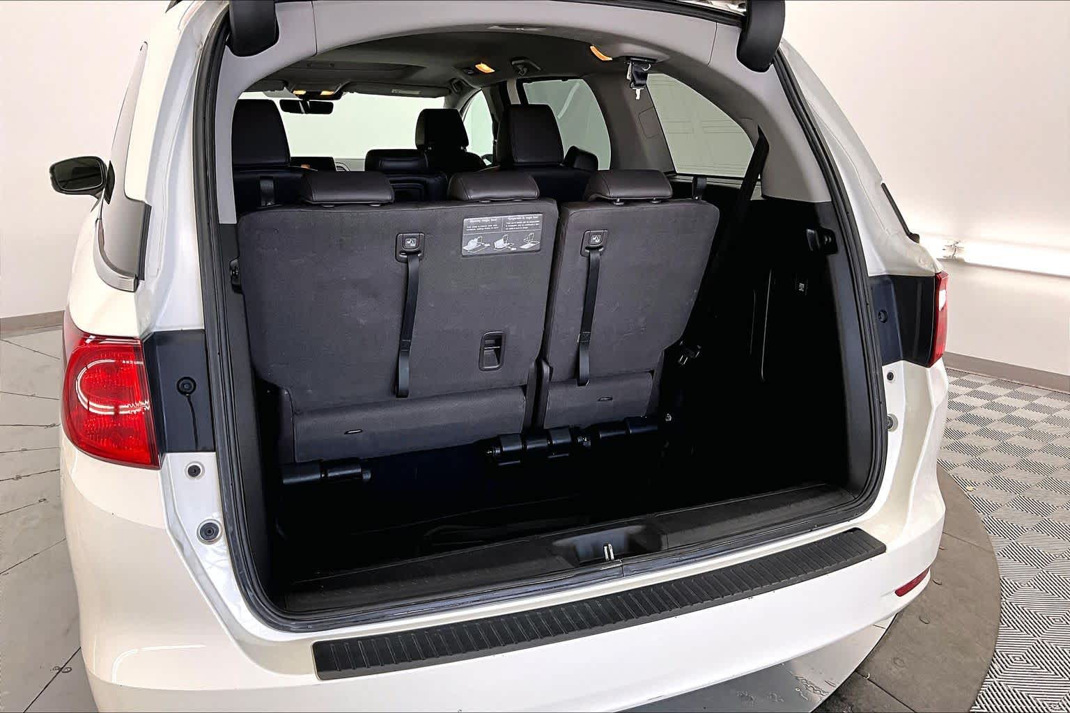 Thumbnail: 2019 Honda Odyssey - 19