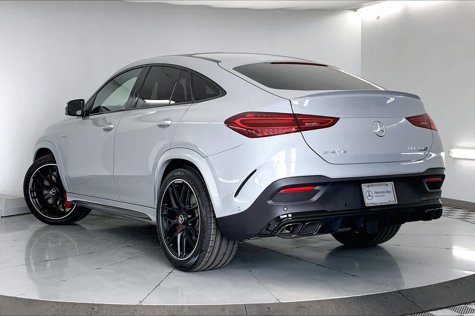 Thumbnail: 2025 Mercedes-Benz GL-Class - 4