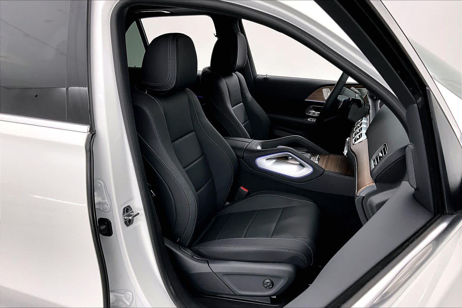 Thumbnail: 2026 Mercedes-Benz GLE - 14