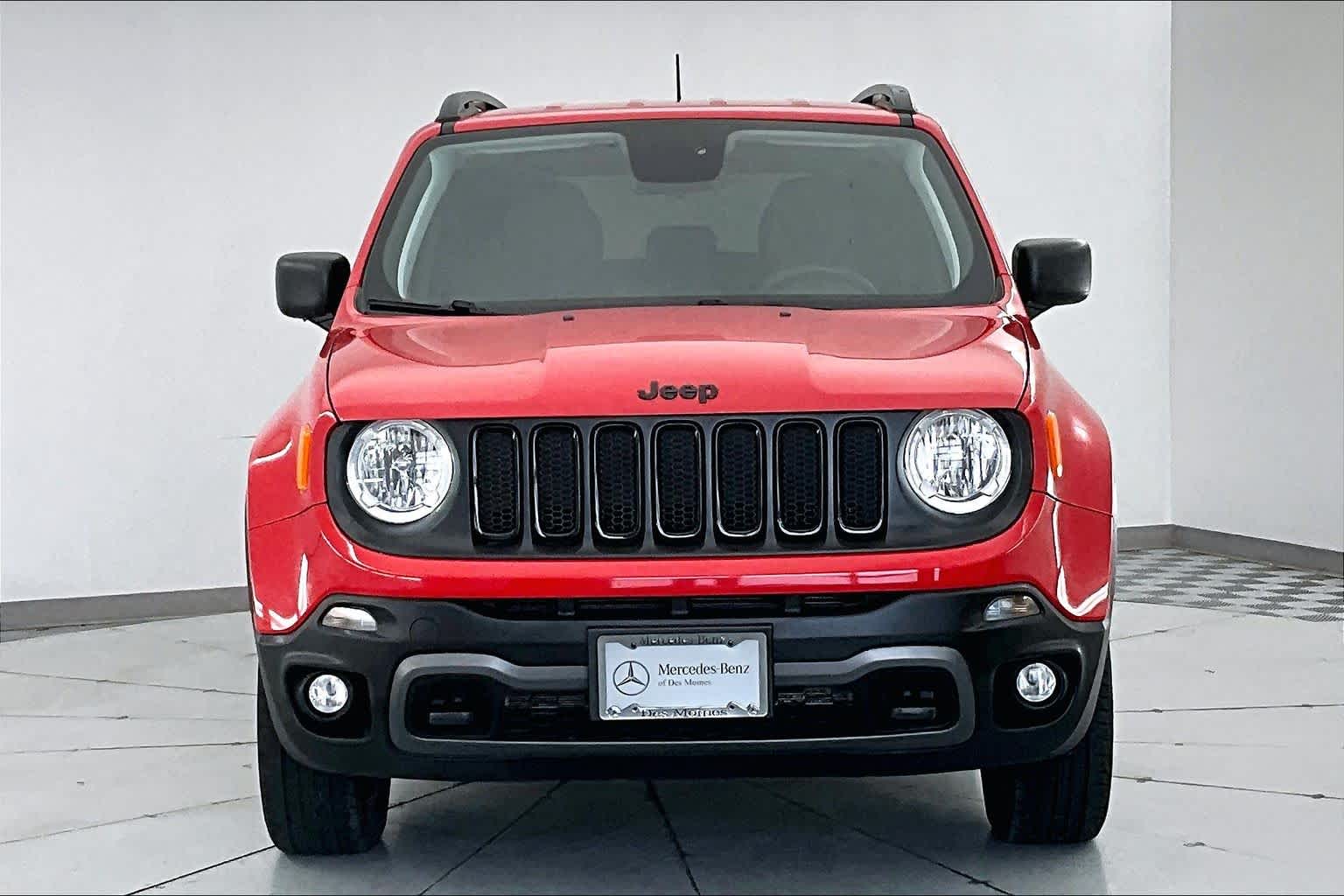 Thumbnail: 2018 Jeep Renegade - 6
