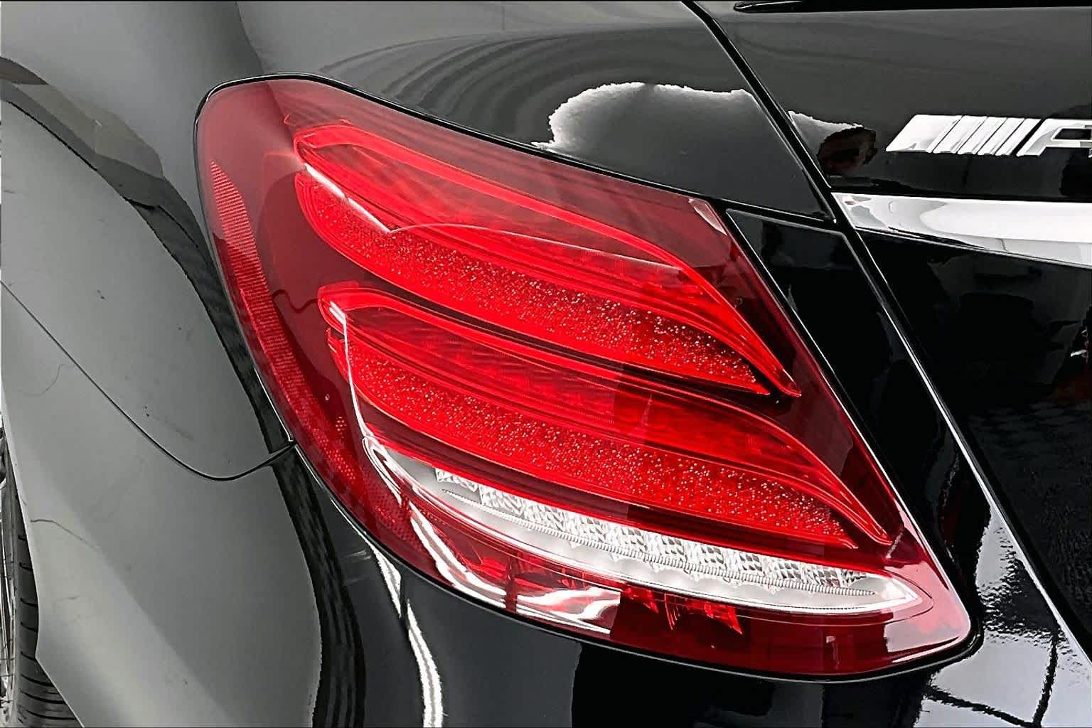 Thumbnail: 2017 Mercedes-Benz E-Class - 25