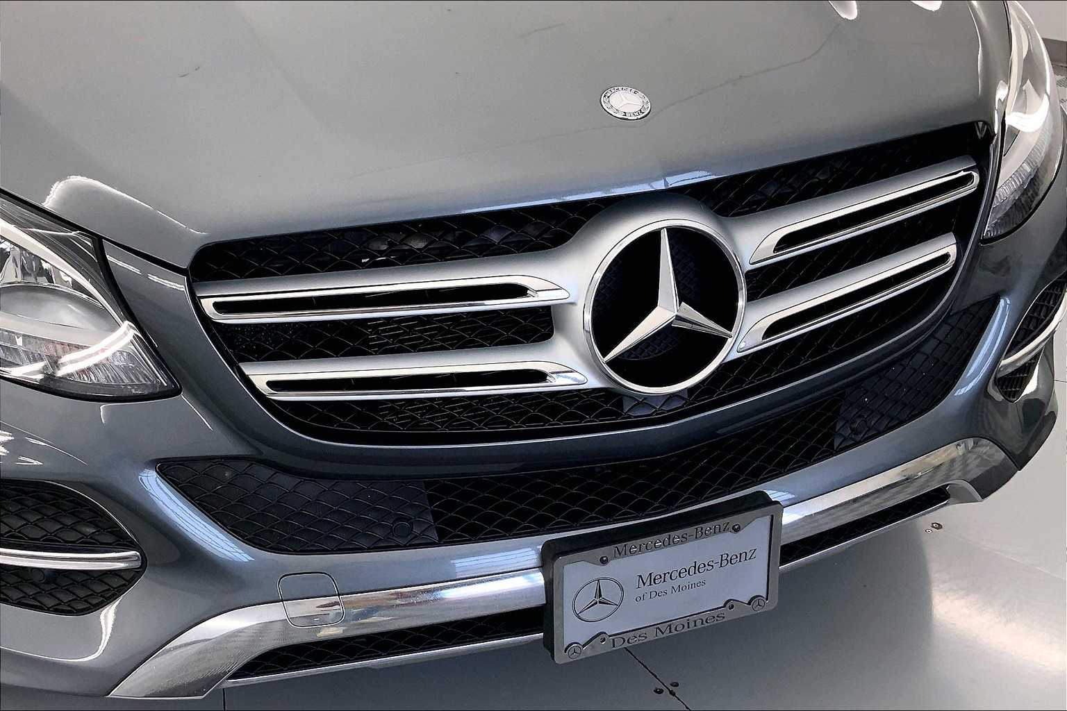 Thumbnail: 2017 Mercedes-Benz GLE - 26