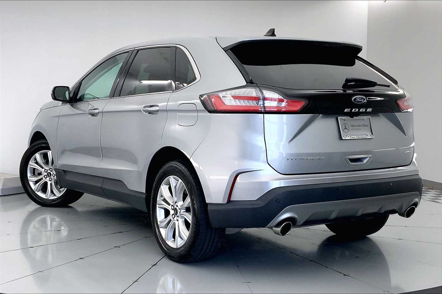 Thumbnail: 2024 Ford Edge - 4