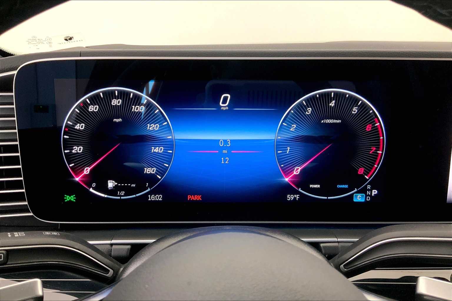 2025 Mercedes-Benz GLS 450 4MATIC 18