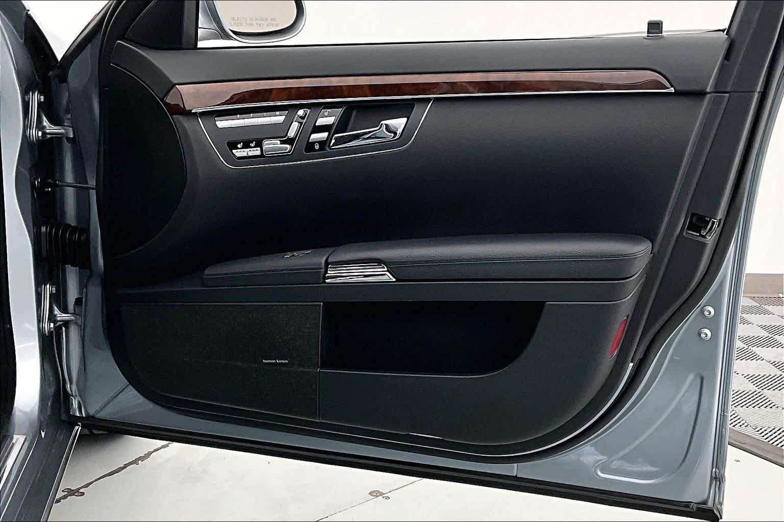 Thumbnail: 2007 Mercedes-Benz S-Class - 23