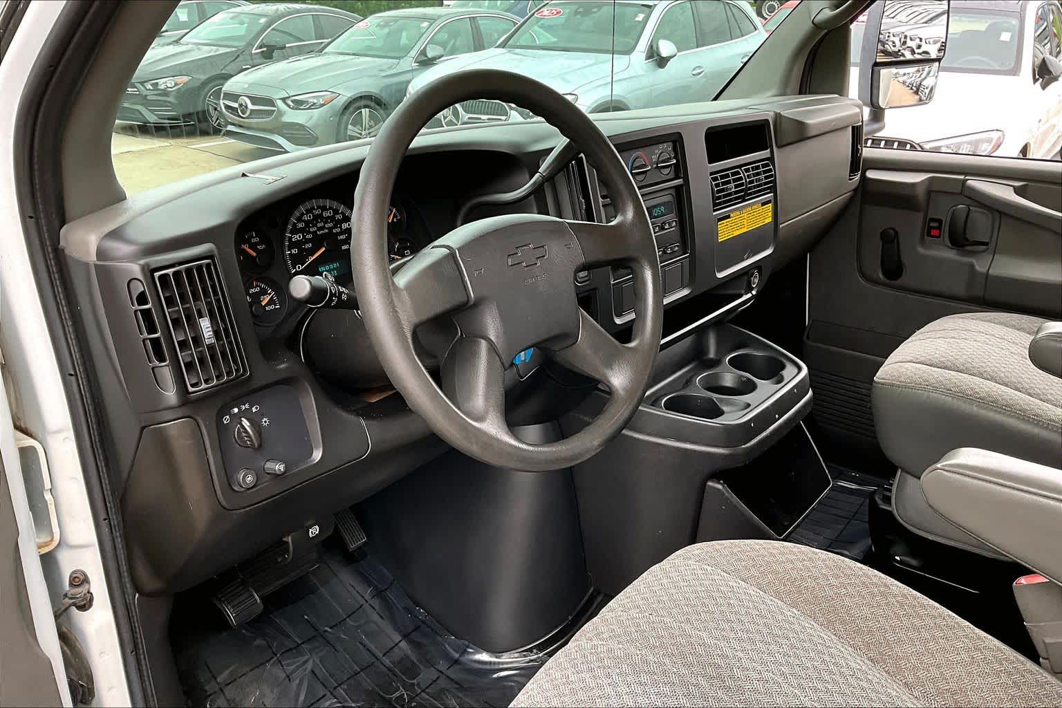 Thumbnail: 2007 Chevrolet Express - 2