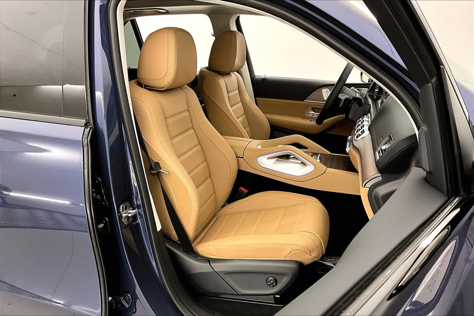 Thumbnail: 2026 Mercedes-Benz GLE - 14