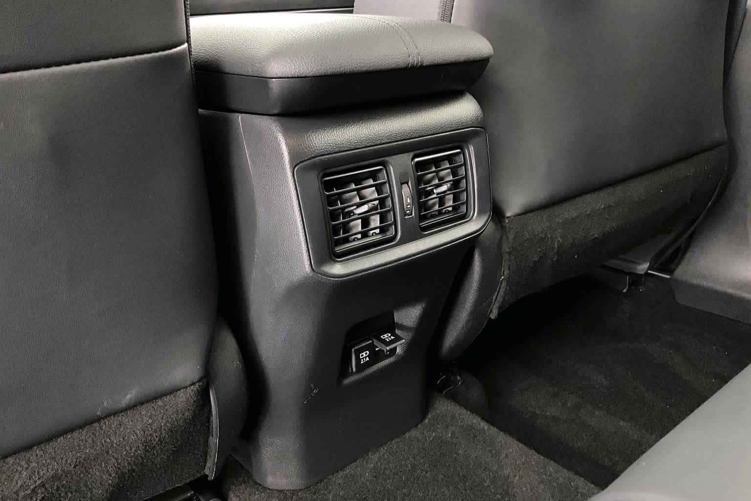 Thumbnail: 2021 Toyota RAV4 - 29