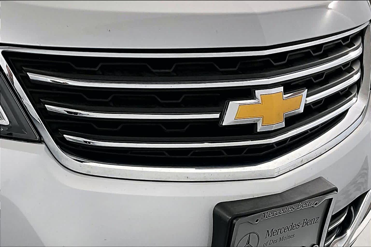 Thumbnail: 2017 Chevrolet Traverse - 25