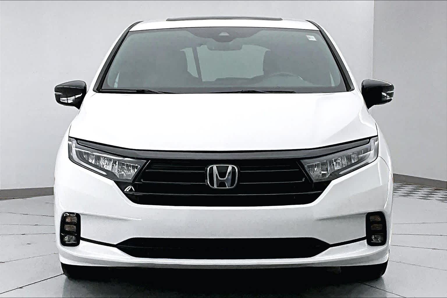 Thumbnail: 2023 Honda Odyssey - 6