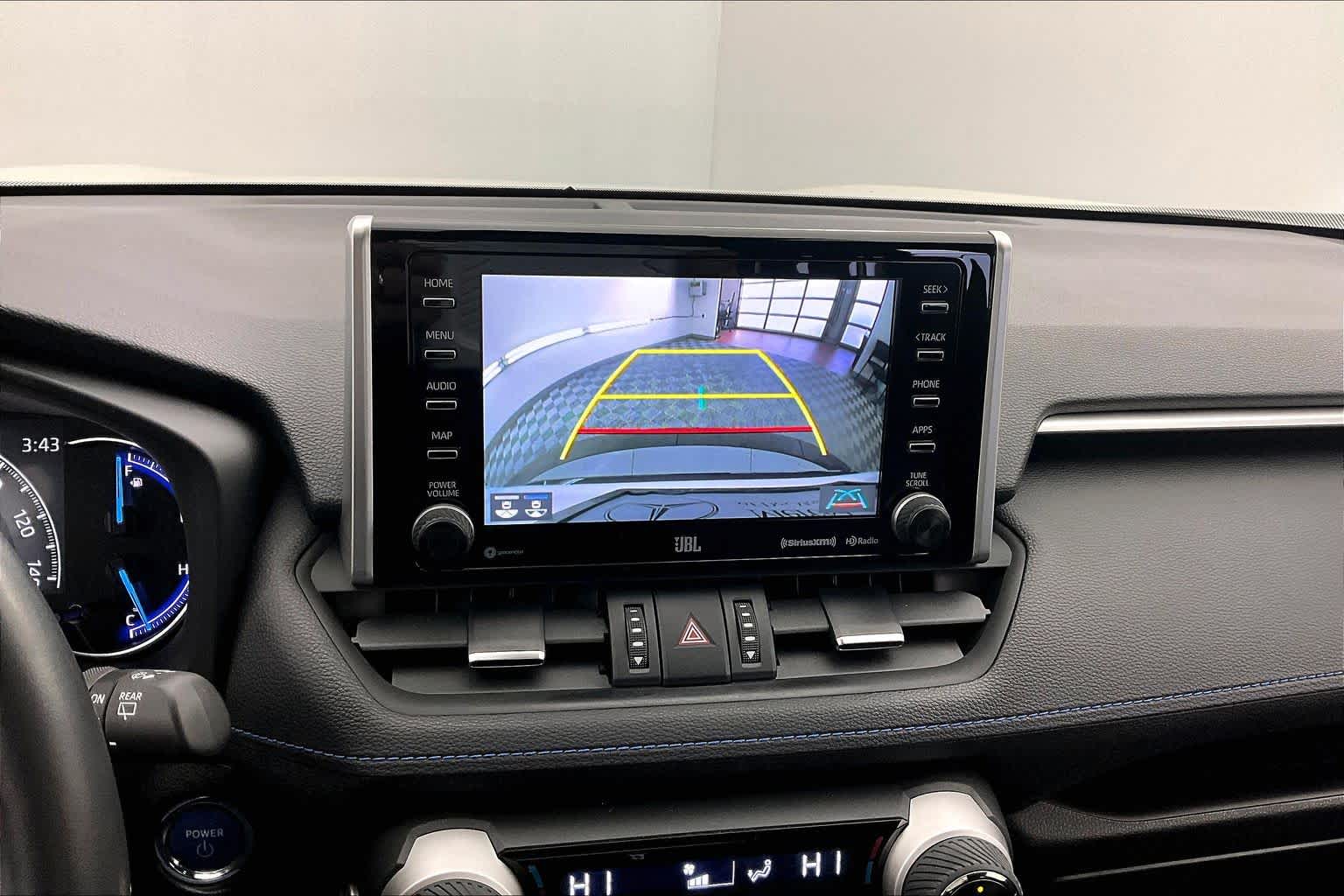 Thumbnail: 2019 Toyota RAV4 - 21