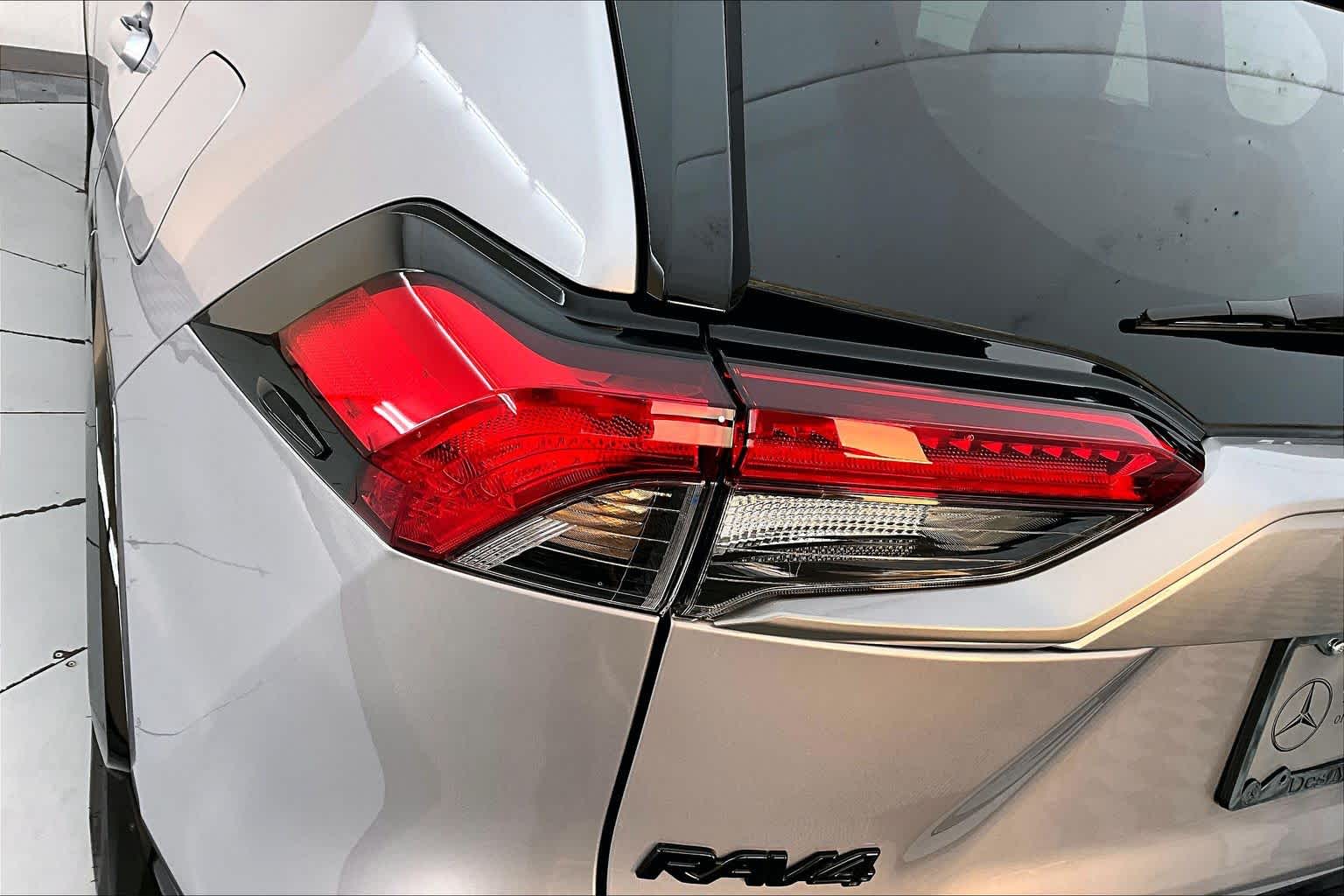 Thumbnail: 2023 Toyota RAV4 - 25