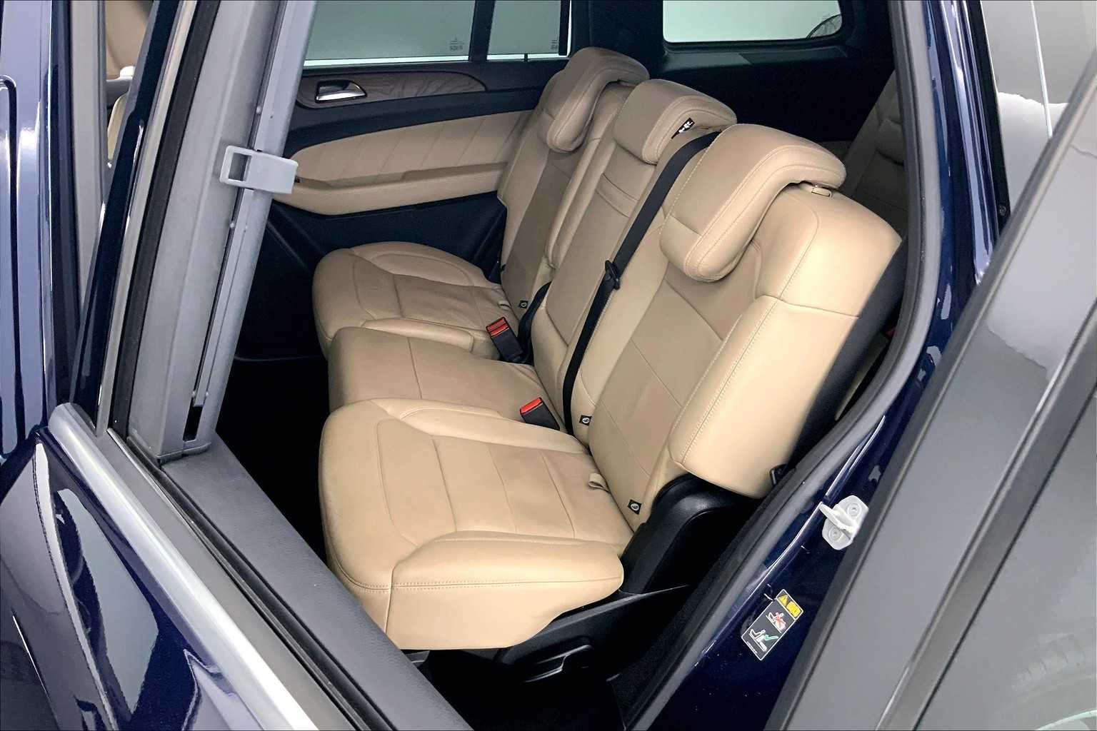 Thumbnail: 2016 Mercedes-Benz GL-Class - 13