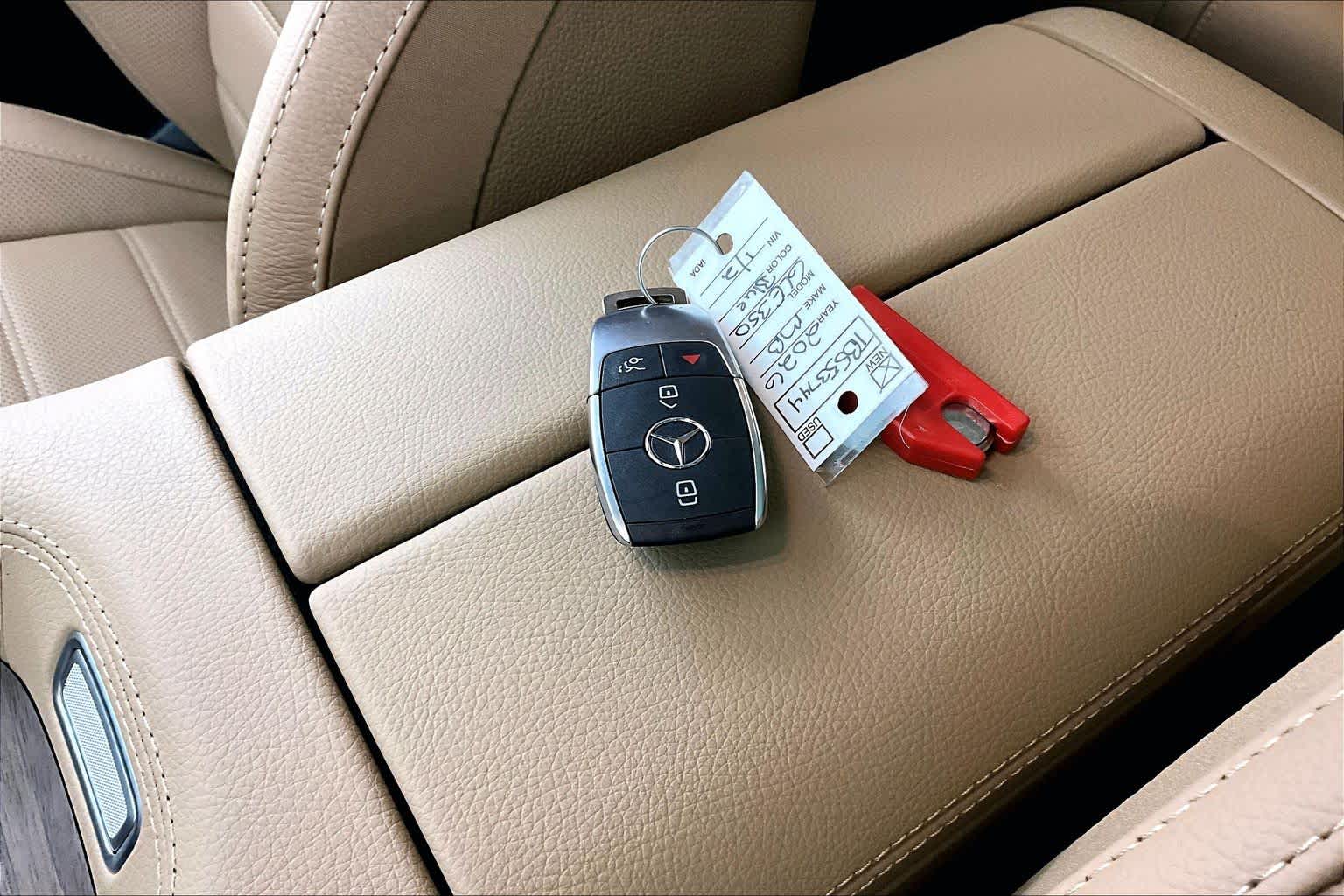 Thumbnail: 2026 Mercedes-Benz GLE - 20