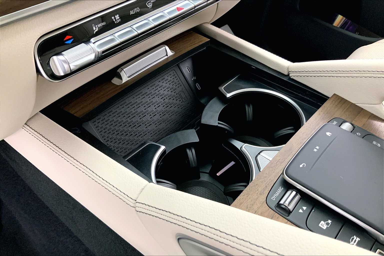 Thumbnail: 2026 Mercedes-Benz GLE - 23