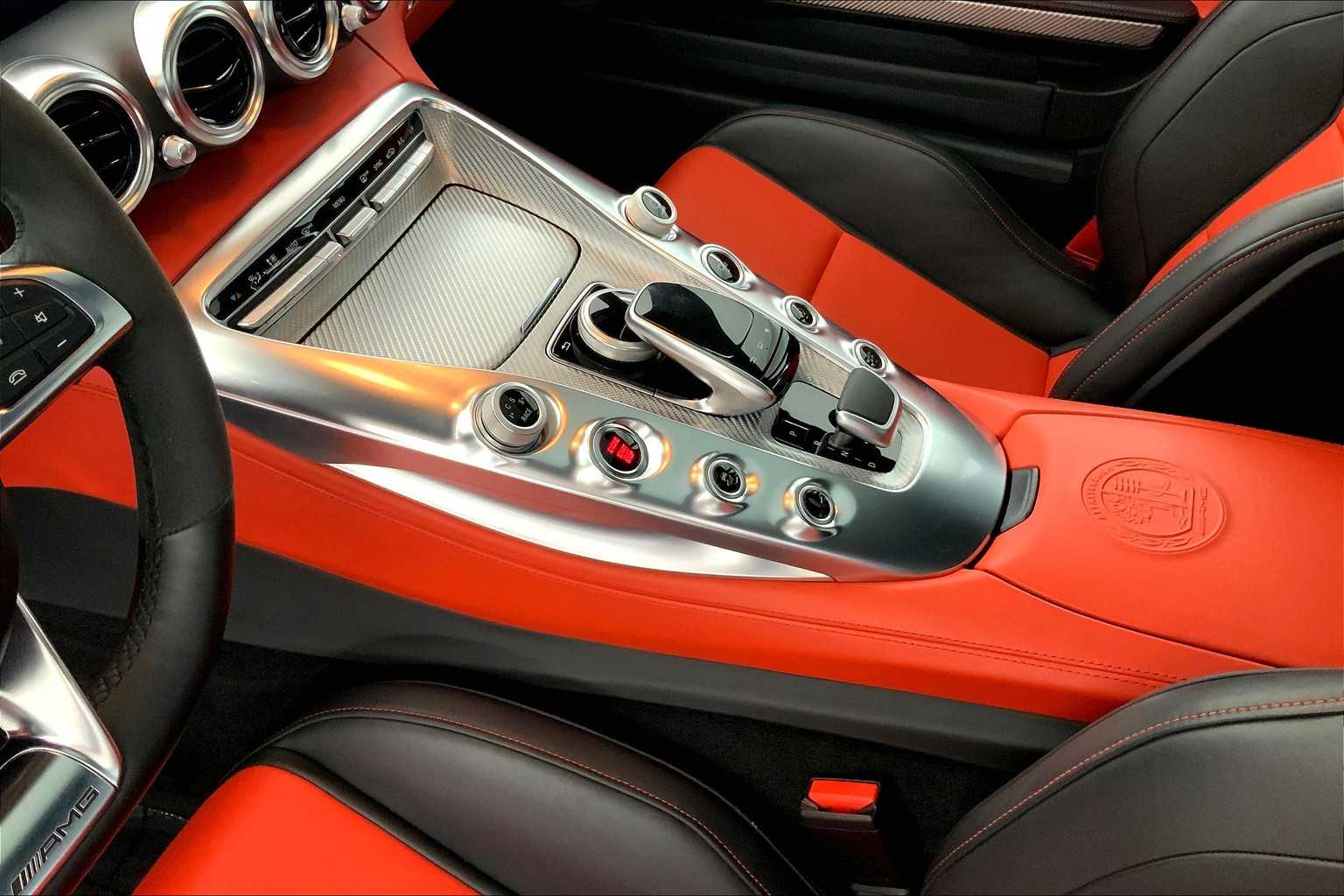 Thumbnail: 2016 Mercedes-Benz AMG GT - 15