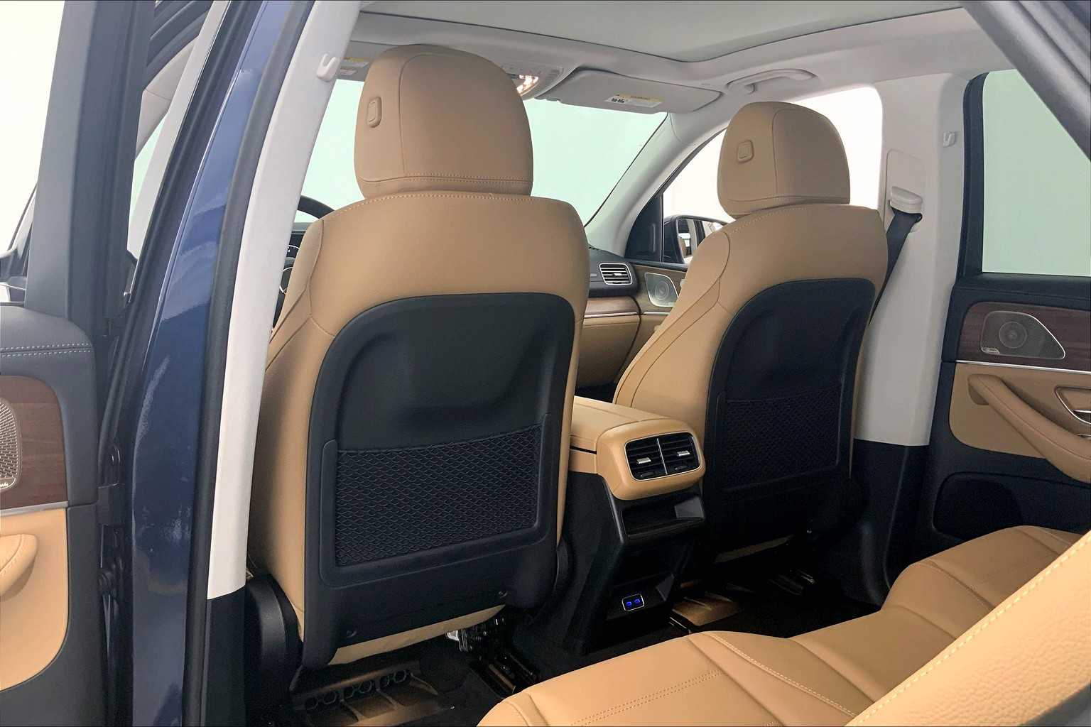 Thumbnail: 2025 Mercedes-Benz GLE - 12