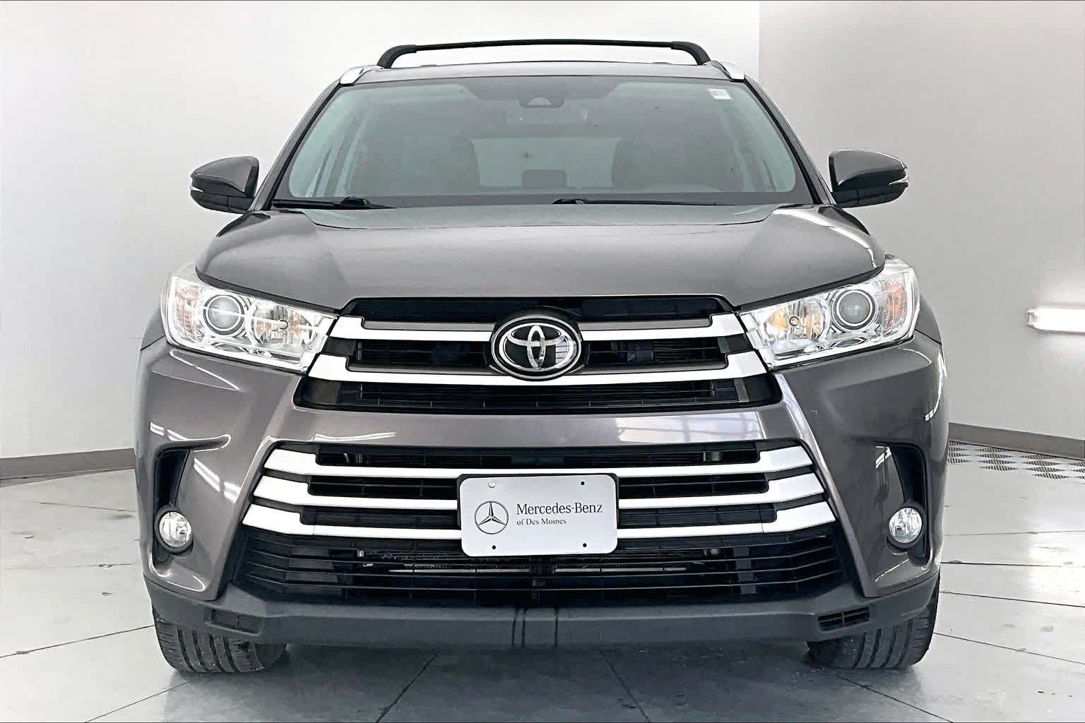 Thumbnail: 2019 Toyota Highlander - 6