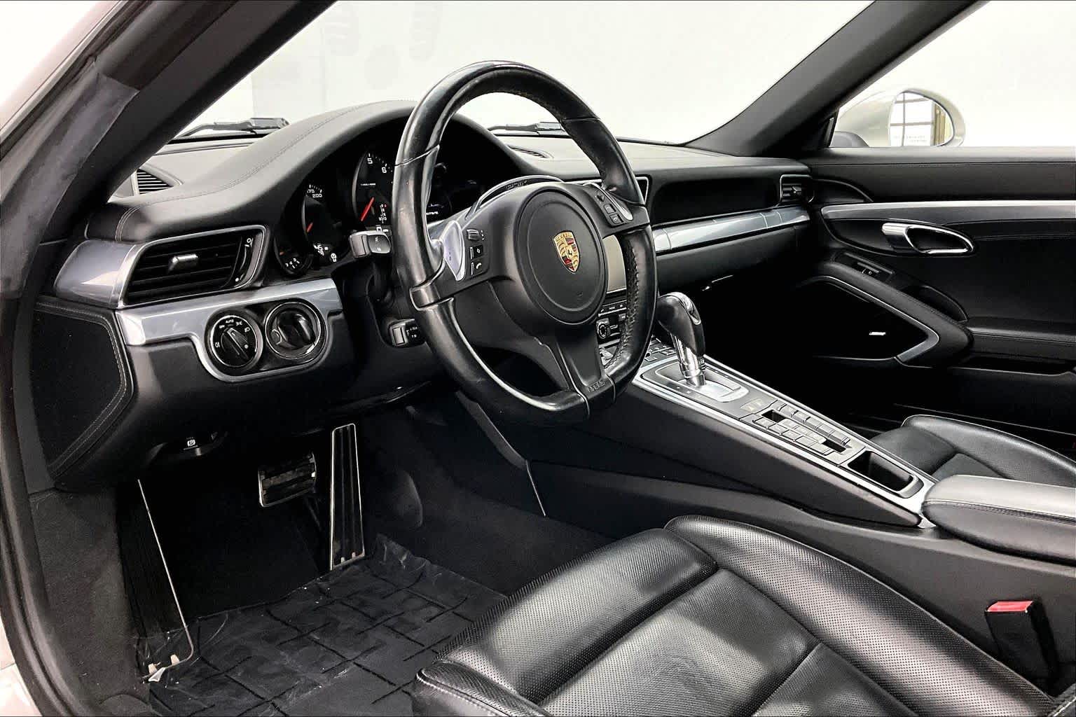 Thumbnail: 2013 Porsche 911 - 2