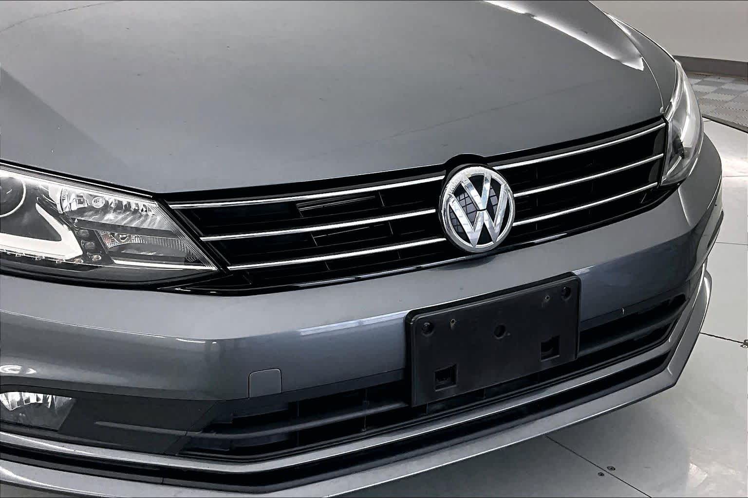 Thumbnail: 2016 Volkswagen Jetta - 26