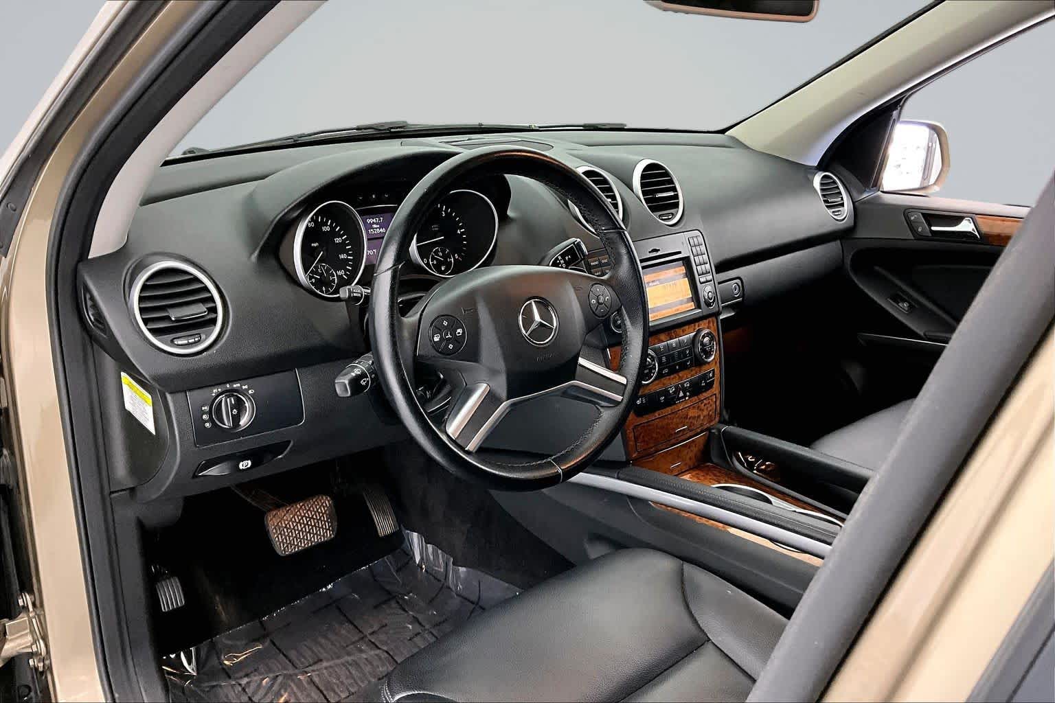 Thumbnail: 2009 Mercedes-Benz M-Class - 2