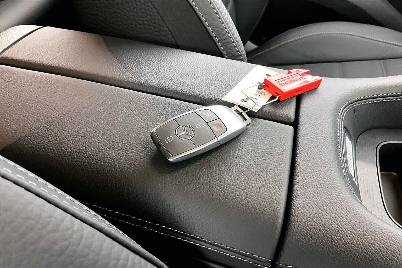 Thumbnail: 2026 Mercedes-Benz GLE - 20