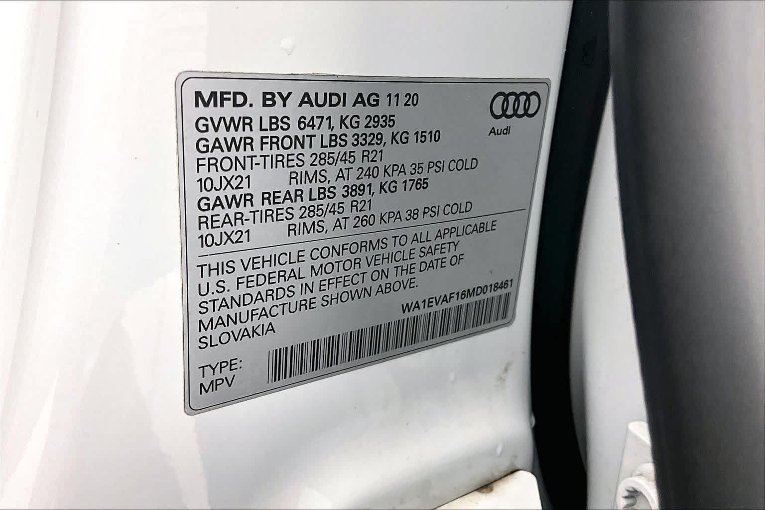 Thumbnail: 2021 Audi Q8 - 29