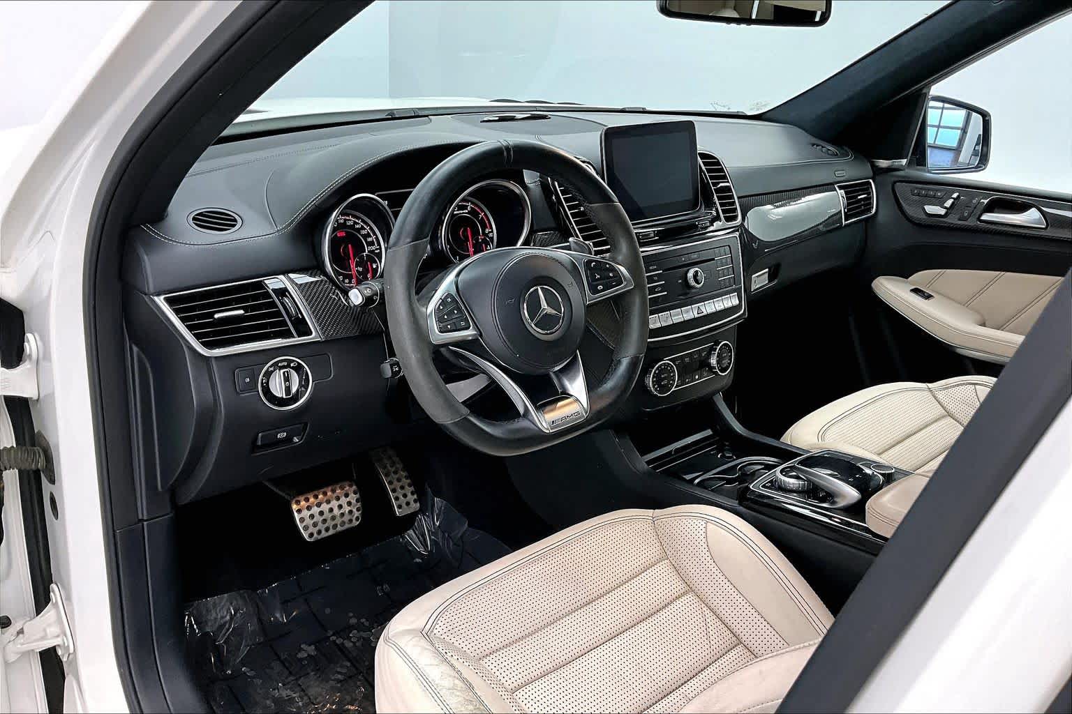 Thumbnail: 2018 Mercedes-Benz GL-Class - 2