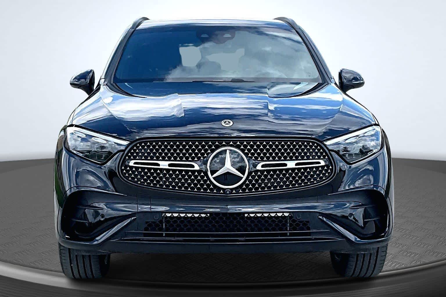 Thumbnail: 2026 Mercedes-Benz GLC - 6
