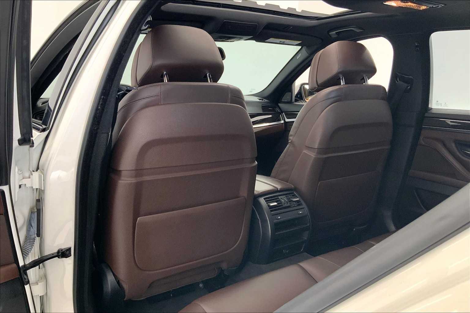 2014 BMW 5 Series 535i xDrive 12