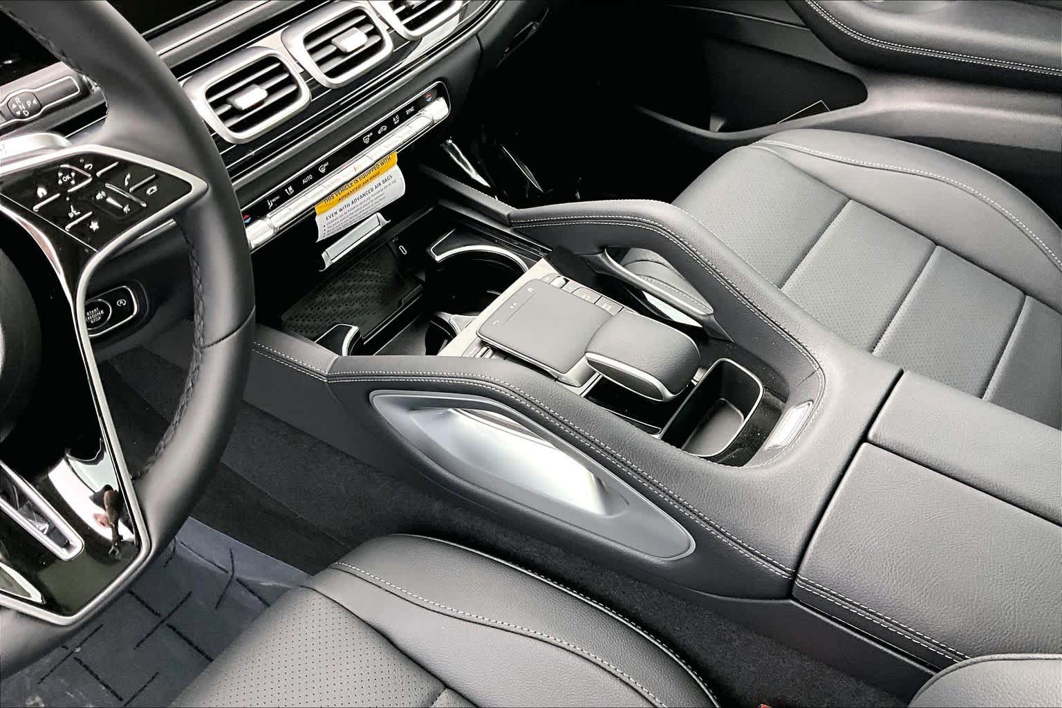 Thumbnail: 2026 Mercedes-Benz GLE - 17
