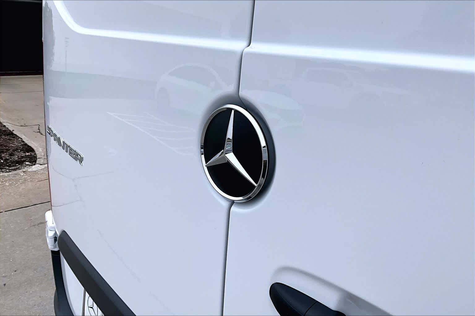 Thumbnail: 2026 Mercedes-Benz Sprinter - 21
