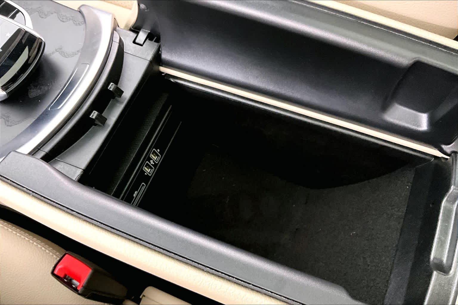 Thumbnail: 2019 Mercedes-Benz GLC - 28