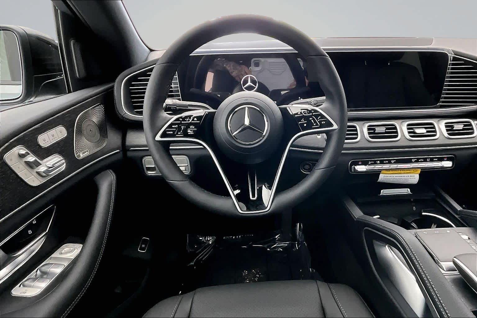 Thumbnail: 2026 Mercedes-Benz GLE - 14