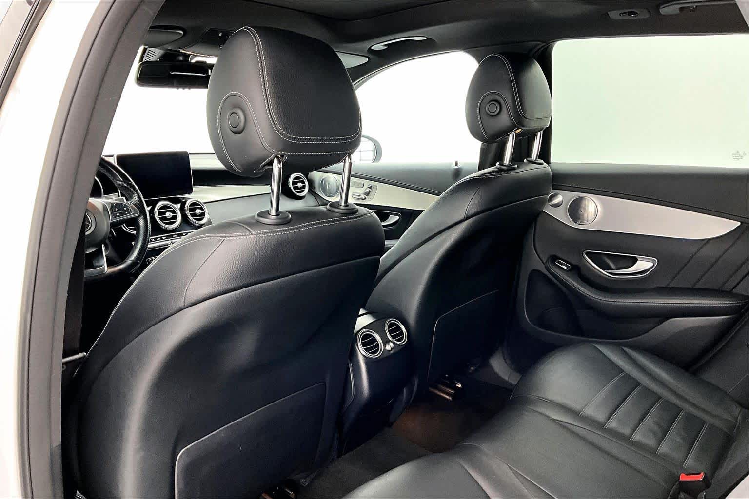 Thumbnail: 2017 Mercedes-Benz GLC - 12