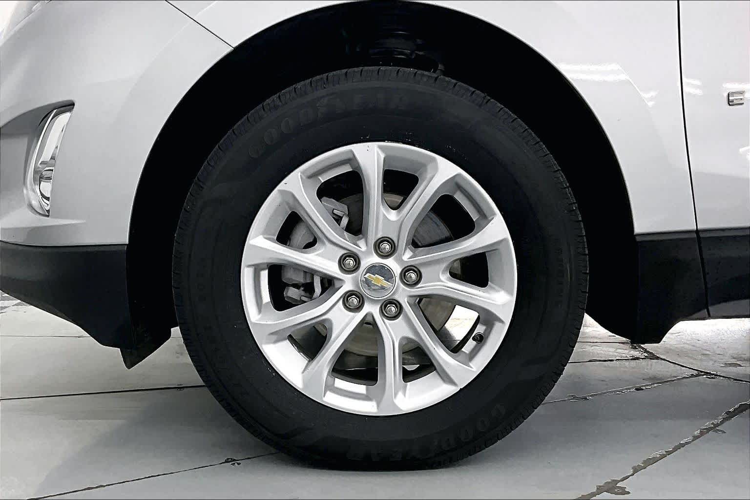 Thumbnail: 2020 Chevrolet Equinox - 8