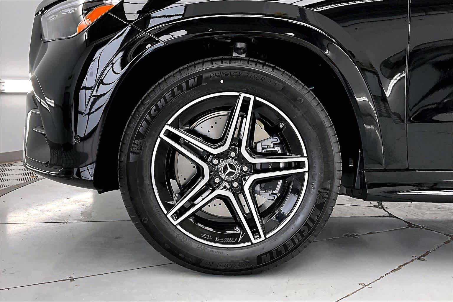 Thumbnail: 2026 Mercedes-Benz GLE - 8