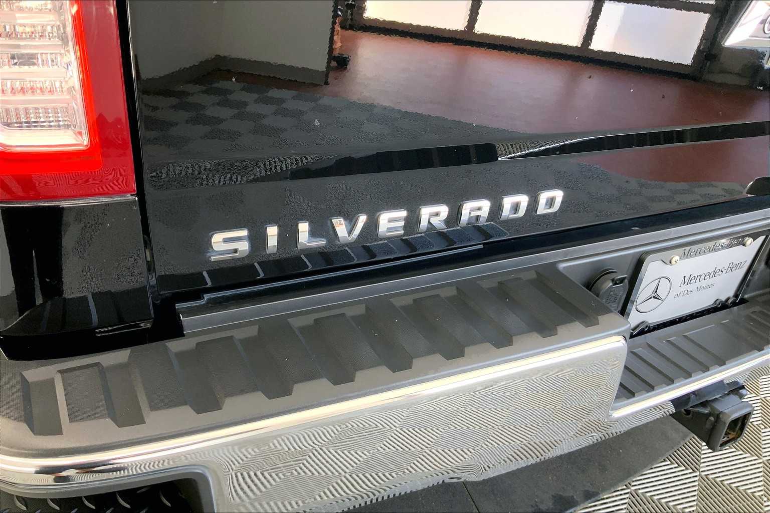 Thumbnail: 2017 Chevrolet Silverado 1500 - 7