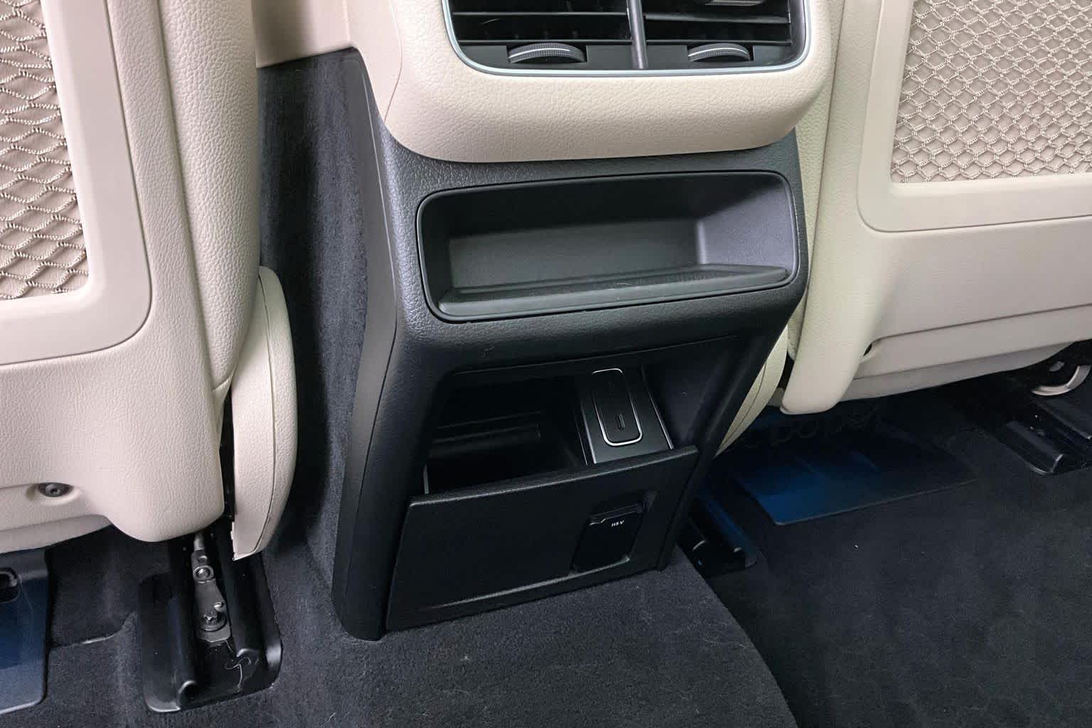 Thumbnail: 2023 Mercedes-Benz GLE - 29