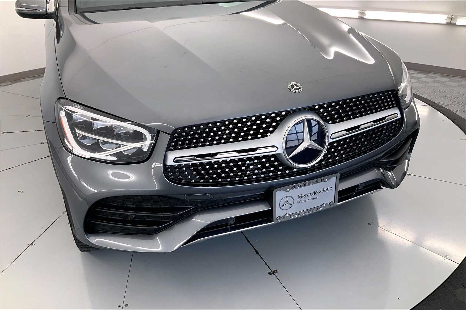Thumbnail: 2020 Mercedes-Benz GLC - 26