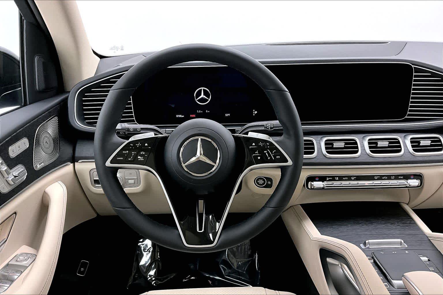 Thumbnail: 2026 Mercedes-Benz GLE - 15