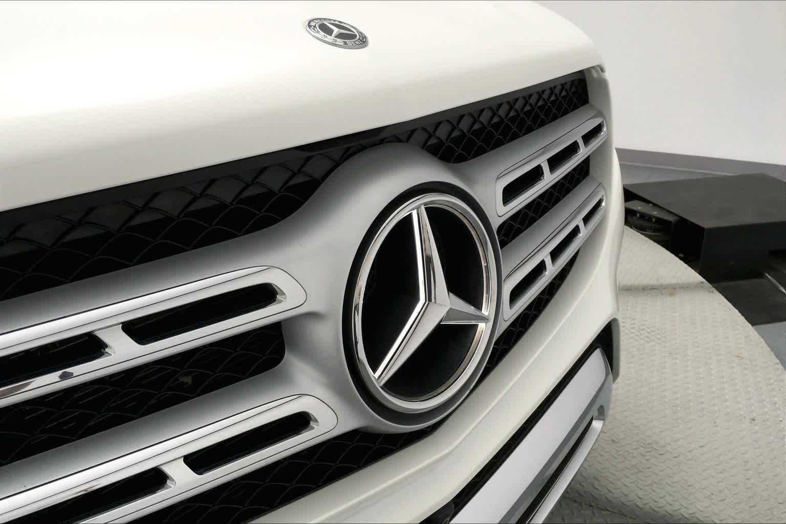 Thumbnail: 2018 Mercedes-Benz GLS - 31