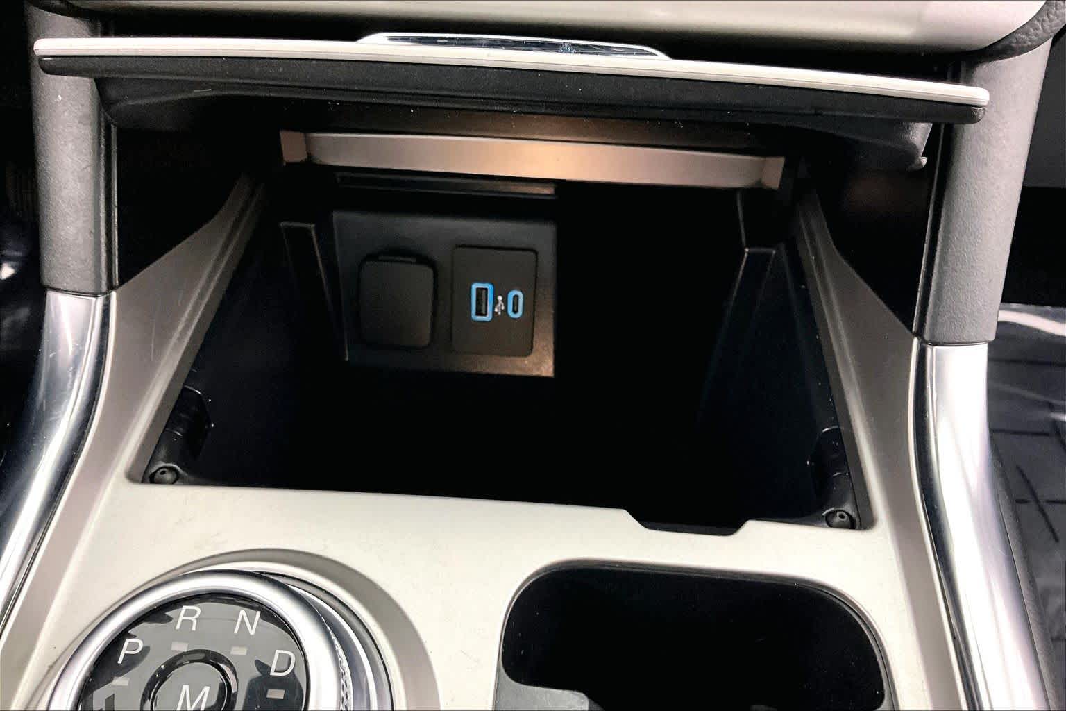 Thumbnail: 2021 Ford Explorer - 26