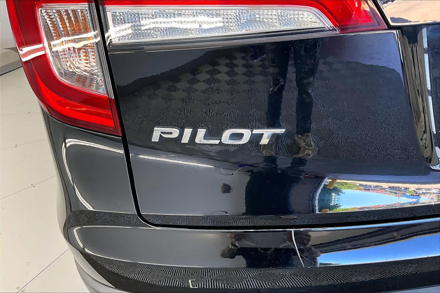 Thumbnail: 2020 Honda Pilot - 7