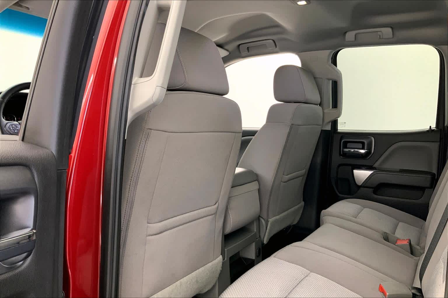 Thumbnail: 2018 Chevrolet Silverado 1500 - 12