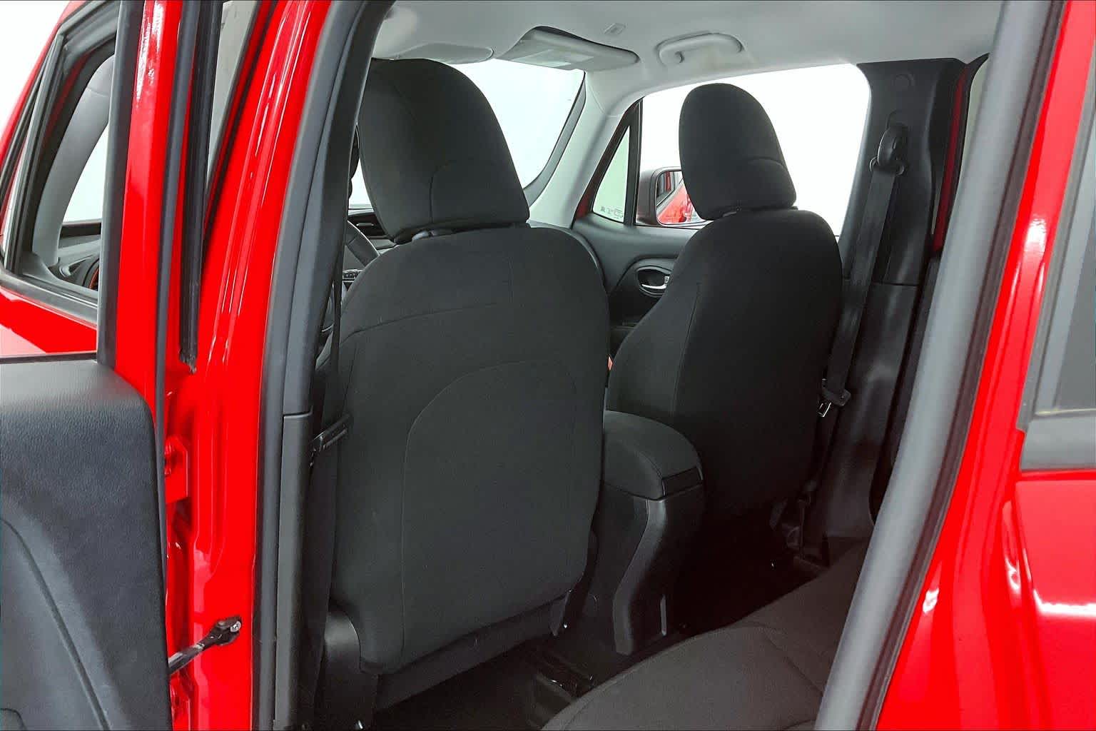 Thumbnail: 2018 Jeep Renegade - 12