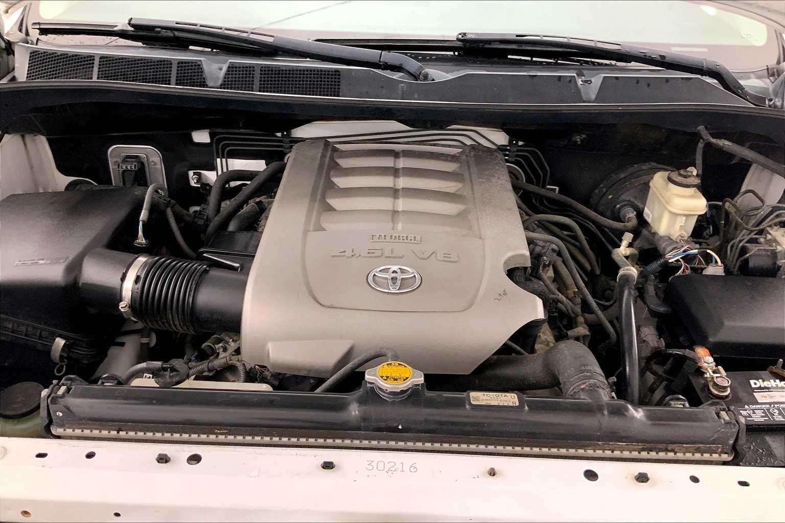 Thumbnail: 2010 Toyota Tundra - 9