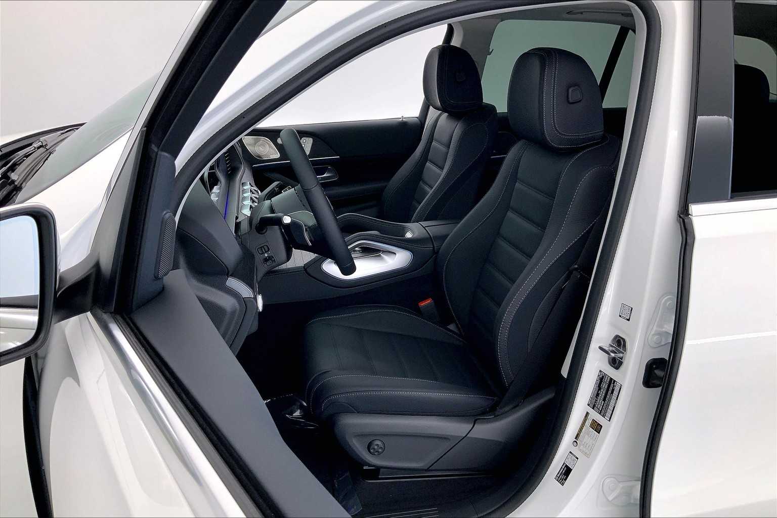 Thumbnail: 2026 Mercedes-Benz GLE - 11