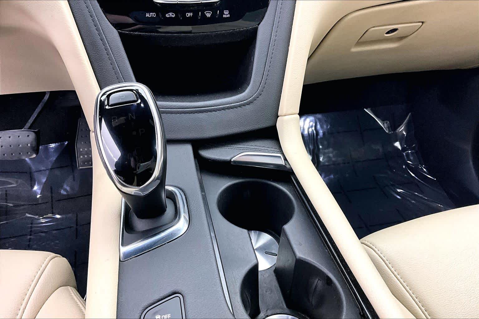 Thumbnail: 2019 Cadillac XT5 - 27