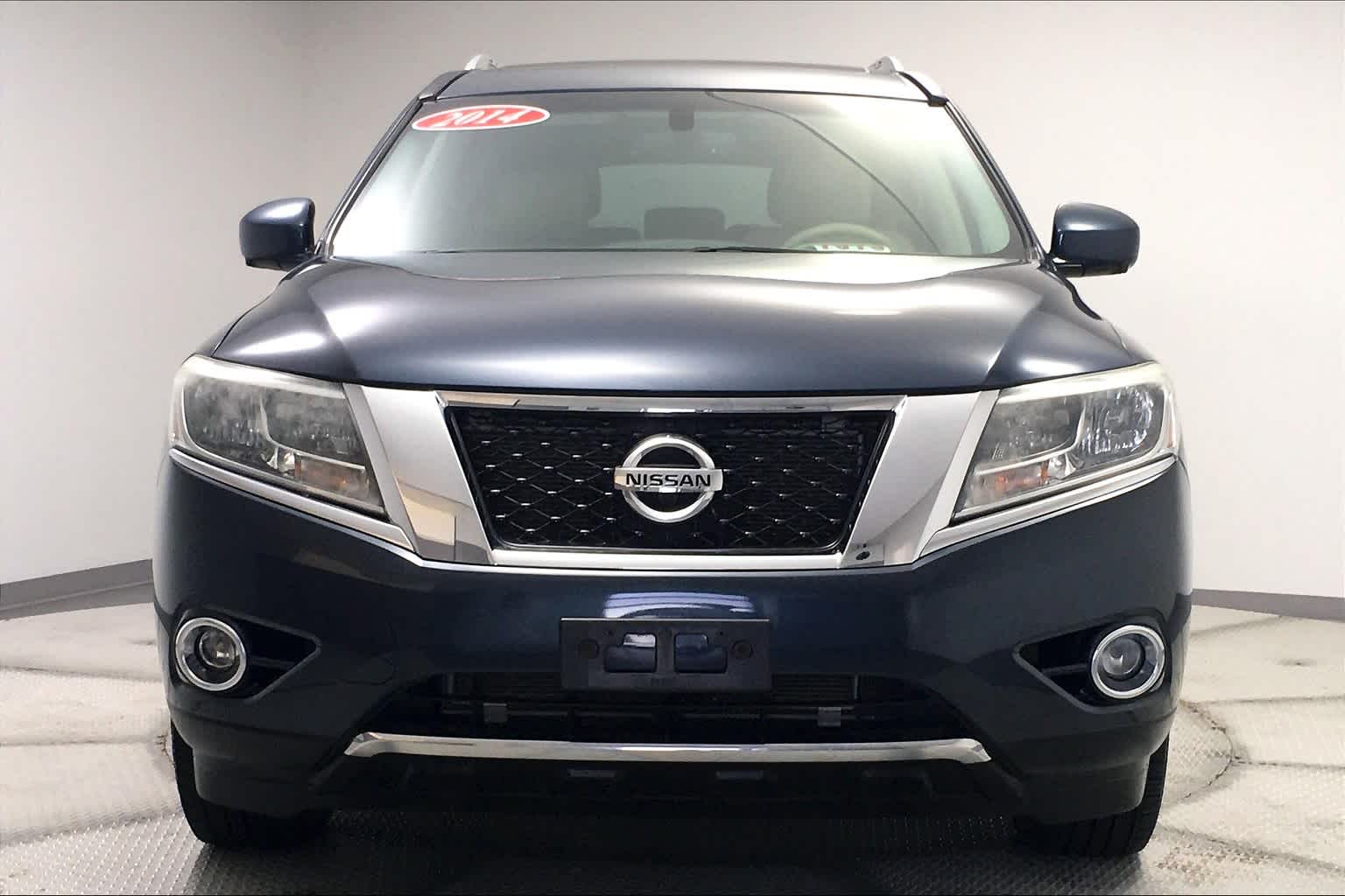 Thumbnail: 2014 Nissan Pathfinder - 2